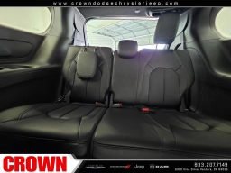 Chrysler Pacifica Select FWD 2026
