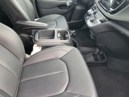 Chrysler Pacifica Select FWD 2025