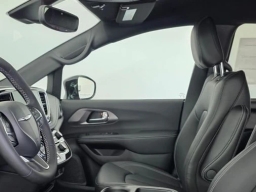 Chrysler Pacifica Select FWD 2026