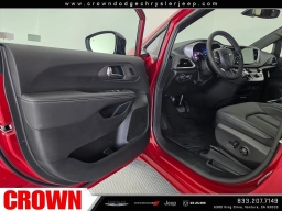 Chrysler Pacifica Select FWD 2026