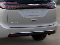 Chrysler Pacifica Select FWD 2026