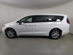 Chrysler Pacifica Select FWD 2026