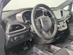 Chrysler Pacifica Select FWD 2026