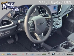 Chrysler Pacifica Select FWD 2026