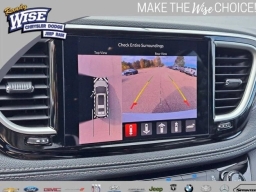 Chrysler Pacifica Select FWD 2026