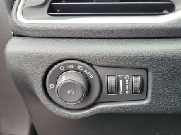 Chrysler Pacifica Select FWD 2026