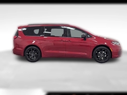 Chrysler Pacifica Select FWD 2026