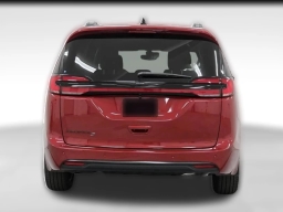 Chrysler Pacifica Select FWD 2026