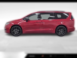 Chrysler Pacifica Select FWD 2026