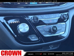 Chrysler Pacifica Select FWD 2026