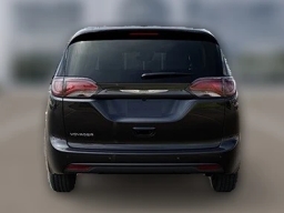 Chrysler Voyager LX FWD 2026