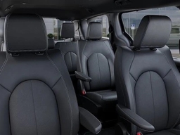 Chrysler Voyager LX FWD 2026