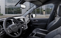 Chrysler Voyager LX FWD 2026