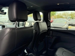 Chrysler Voyager LX FWD 2026