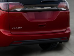 Chrysler Voyager LX FWD 2026