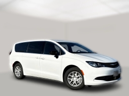 Chrysler Voyager LX FWD 2026