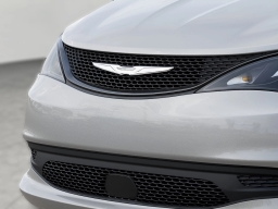 Chrysler Voyager LX FWD 2026