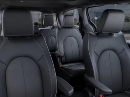 Chrysler Pacifica Limited FWD 2026