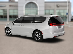 Chrysler Pacifica Limited FWD 2026