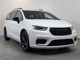 Chrysler Pacifica Limited FWD 2026