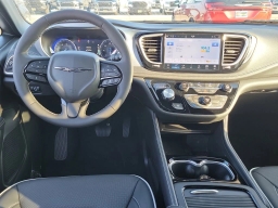 Chrysler Pacifica Limited FWD 2026