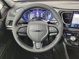 Chrysler Pacifica Limited FWD 2026