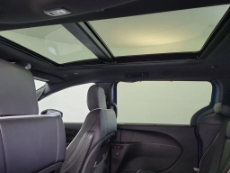 Chrysler Pacifica Limited FWD 2026