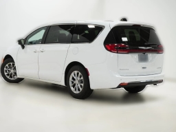 Chrysler Pacifica Limited FWD 2026