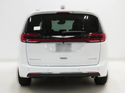 Chrysler Pacifica Limited FWD 2026
