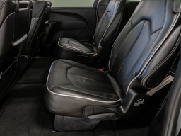 Chrysler Pacifica Limited FWD 2026