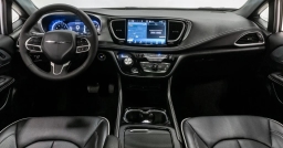 Chrysler Pacifica Limited FWD 2026