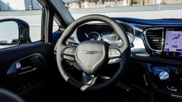 Chrysler Pacifica Limited FWD 2026