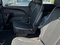 Chrysler Pacifica Limited FWD 2026