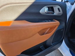 Chrysler Pacifica Pinnacle FWD 2026