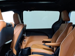 Chrysler Pacifica Pinnacle FWD 2026