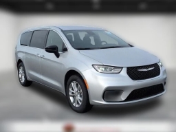 Chrysler Pacifica Select AWD 2026