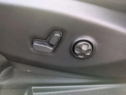 Chrysler Pacifica Select AWD 2026