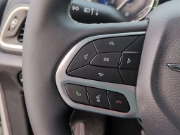 Chrysler Pacifica Select AWD 2026