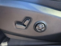Chrysler Pacifica Select AWD 2026