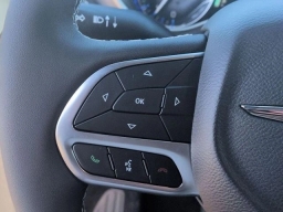 Chrysler Pacifica Select AWD 2026