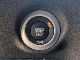 Chrysler Pacifica Select AWD 2026
