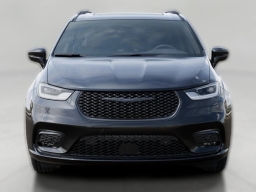 Chrysler Pacifica Select AWD 2026