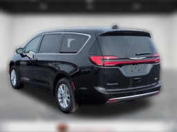Chrysler Pacifica Select AWD 2026