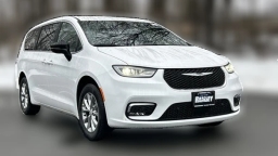 Chrysler Pacifica Select AWD 2026