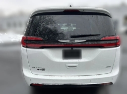Chrysler Pacifica Select AWD 2026