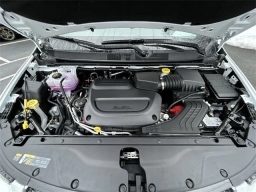 Chrysler Pacifica Select AWD 2026