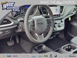 Chrysler Pacifica Select AWD 2026