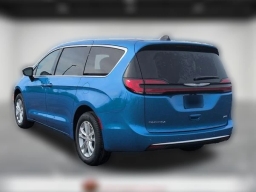 Chrysler Pacifica Select AWD 2026