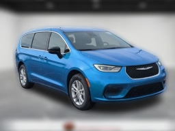 Chrysler Pacifica Select AWD 2026