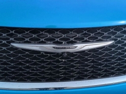 Chrysler Pacifica Select AWD 2026